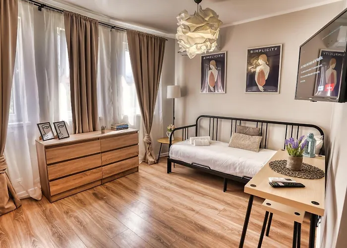 Lily\'S Studio 4 By Bulgarentals - Central Sofia